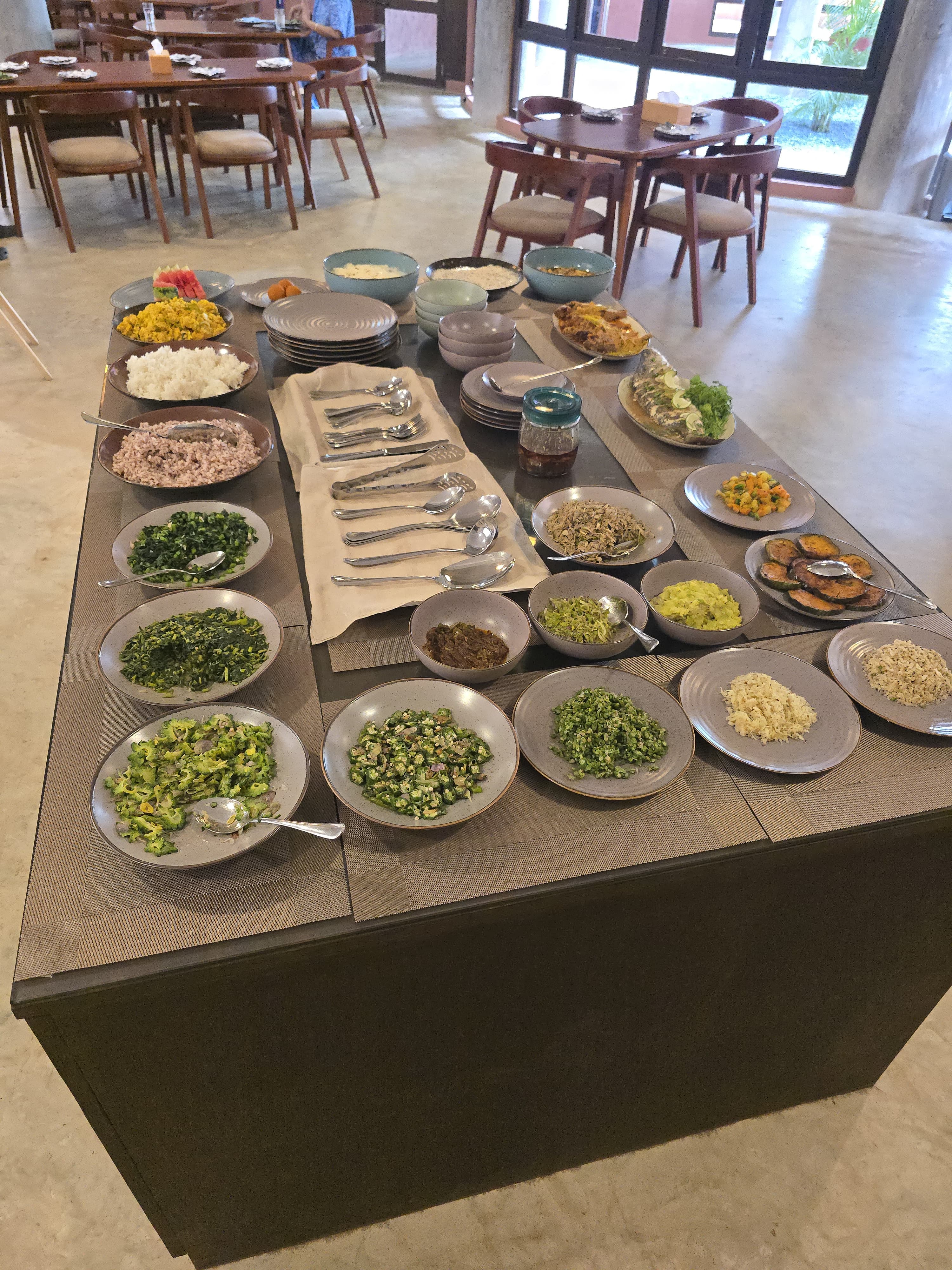 Retreat dining